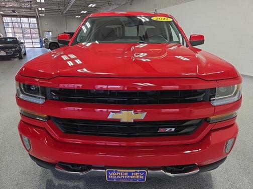 2017 Chevrolet Silverado 1500 2LT