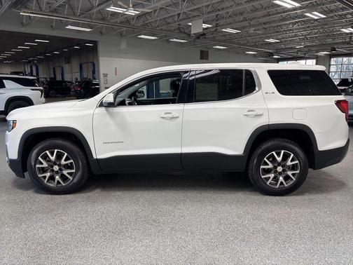 Summit White 2023 GMC Acadia AWD SLE