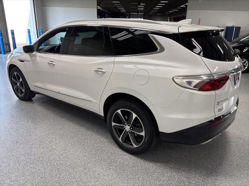 2022 Buick Enclave AWD Essence