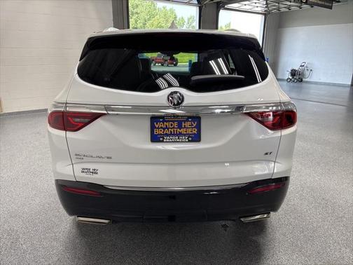 2022 Buick Enclave AWD Essence