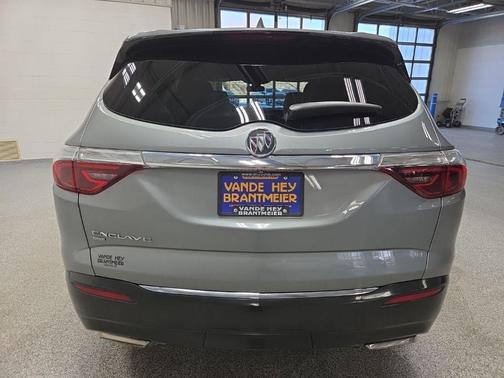 2023 Buick Enclave Essence AWD