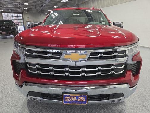 Radiant Red Tintcoat 2026 Chevrolet Silverado 1500 LTZ