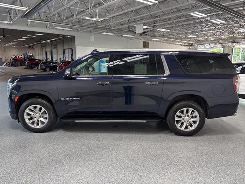 2024 Chevrolet Suburban Premier