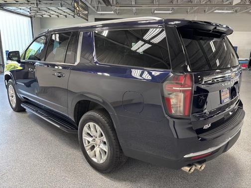 2024 Chevrolet Suburban Premier
