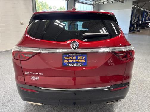 2023 Buick Enclave Essence AWD