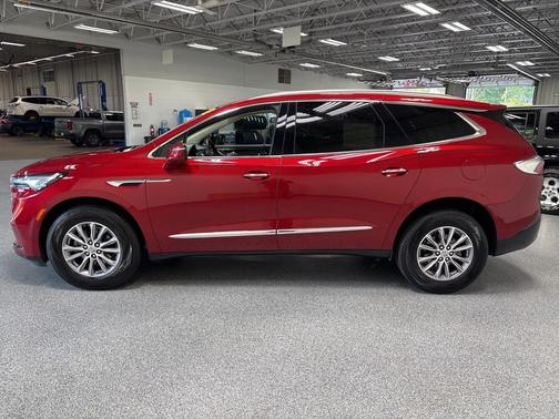 2023 Buick Enclave Essence AWD