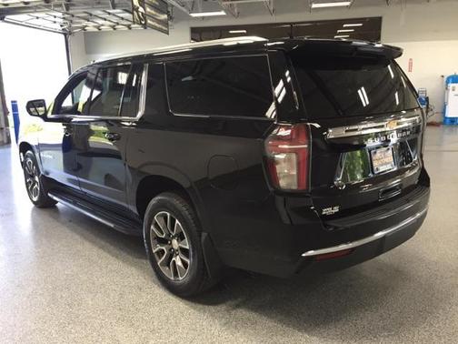 2021 Chevrolet Suburban LT