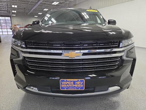 2021 Chevrolet Suburban LT