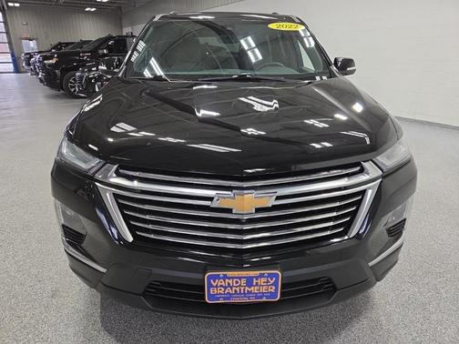 2022 Chevrolet Traverse Premier