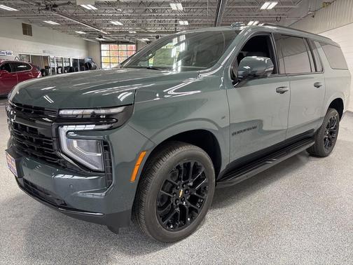 2026 Chevrolet Suburban RST