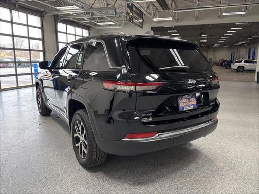 2023 Jeep Grand Cherokee Limited X