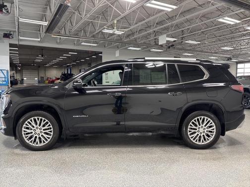 2025 GMC Acadia Denali