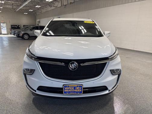 2023 Buick Enclave Essence AWD