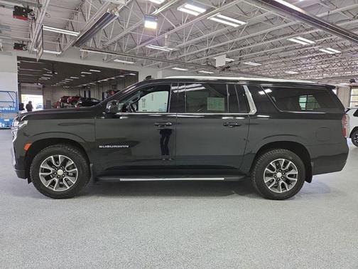 Black 2021 Chevrolet Suburban LT