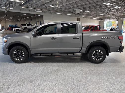 2020 Nissan Titan PRO-4X
