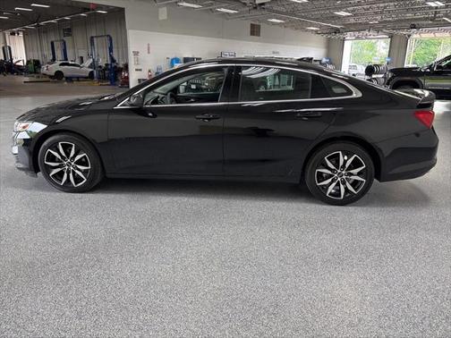 2024 Chevrolet Malibu FWD RS