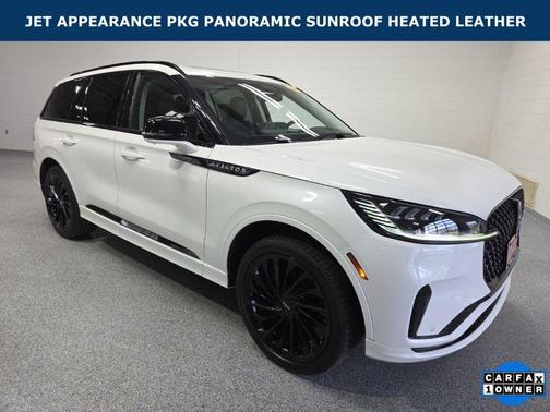 White 2025 Lincoln Aviator Reserve AWD