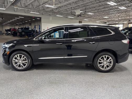 2022 Buick Enclave AWD Essence