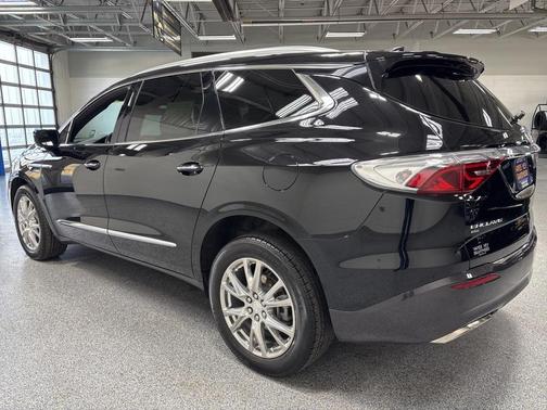 2022 Buick Enclave AWD Essence