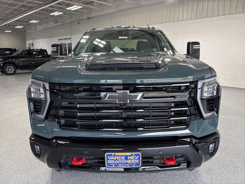 Cypress Gray 2026 Chevrolet Silverado 2500 LT