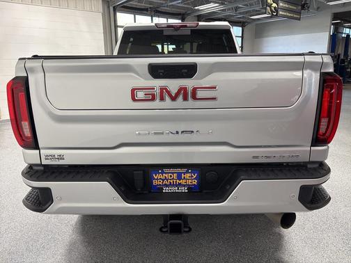 2023 GMC Sierra 2500 Denali