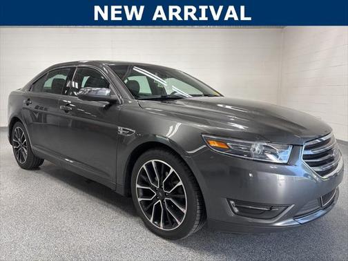 2019 Ford Taurus Limited