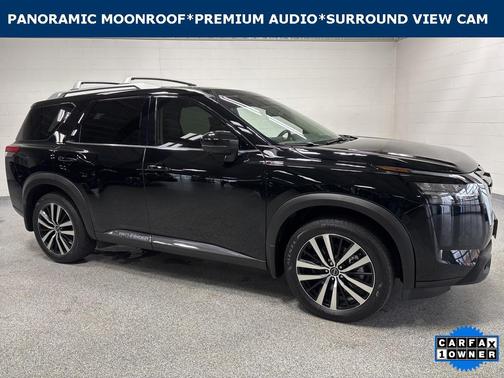 2024 Nissan Pathfinder Platinum FWD