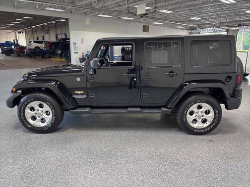 2013 Jeep Wrangler Unlimited Sahara