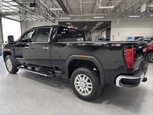 2024 GMC Sierra 2500 SLT