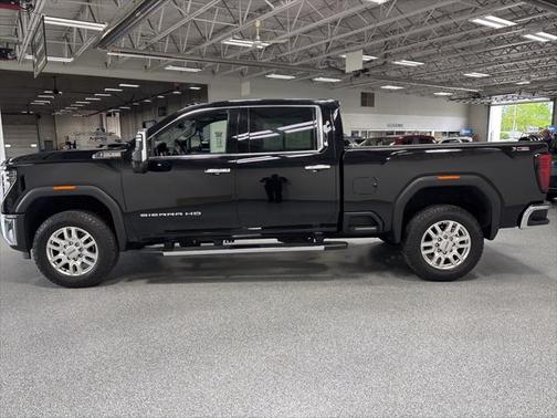 2024 GMC Sierra 2500 SLT