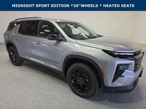 Sterling Gray Metallic 2026 Chevrolet Traverse LT