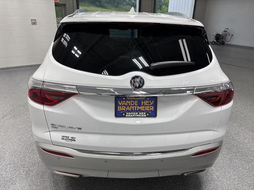 2023 Buick Enclave Essence AWD