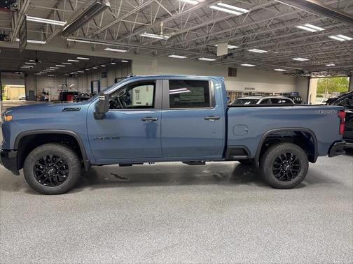 2025 Chevrolet Silverado 2500 Custom