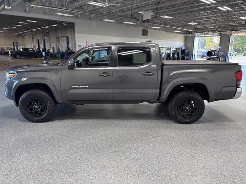 2020 Toyota Tacoma SR