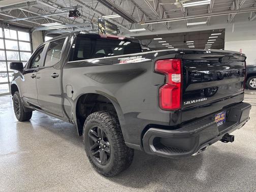 2021 Chevrolet Silverado 1500 Custom Trail Boss