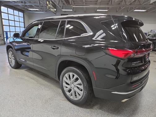 2025 Buick Enclave Preferred FWD