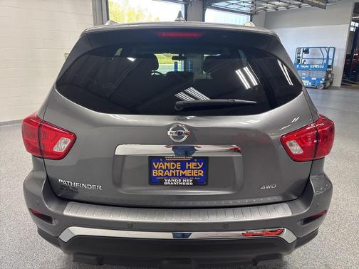 2020 Nissan Pathfinder S 4WD