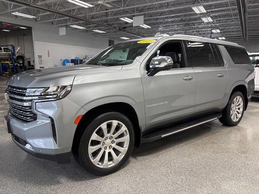 2023 Chevrolet Suburban Premier