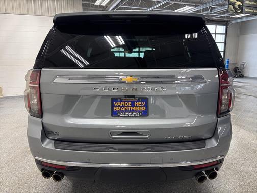 2023 Chevrolet Suburban Premier