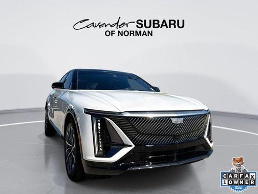 Crystal White Tri-Coat 2025 Cadillac LYRIQ Sport