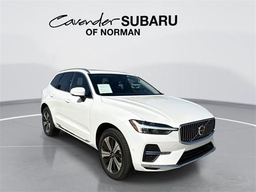 2023 Volvo XC60 Recharge Plug-In Hybrid T8 Plus Bright Theme