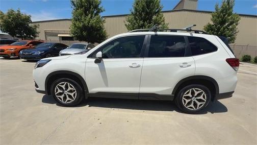 2024 Subaru Forester Premium