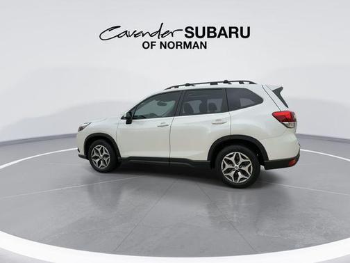 Crystal White Pearl 2023 Subaru Forester Premium