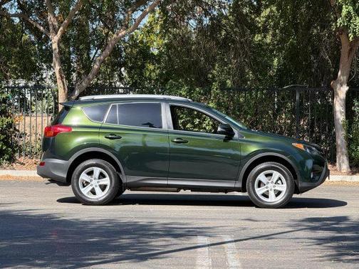 Spruce Green Mica 2013 Toyota RAV4 XLE