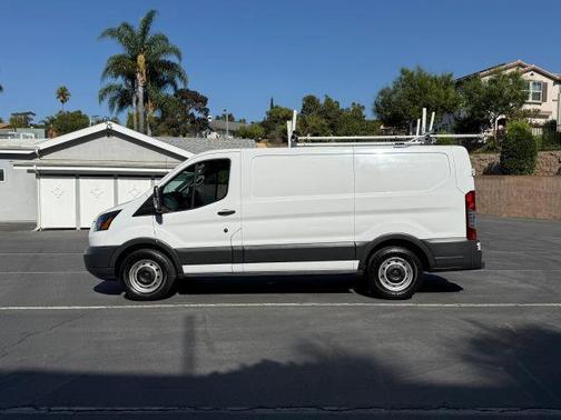 2018 Ford Transit-150 Base