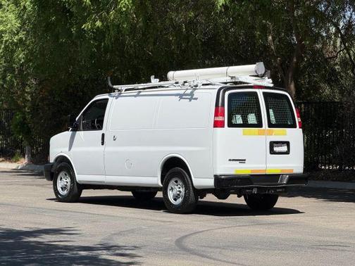 2015 Chevrolet Express 2500 Work Van