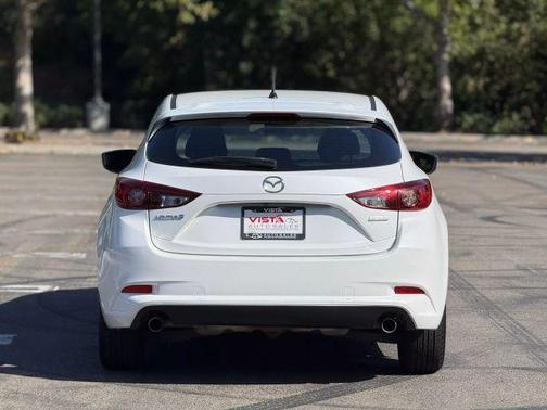 2017 Mazda Mazda3 Sport