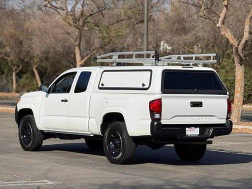 2019 Toyota Tacoma SR