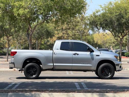 2011 Toyota Tundra Grade