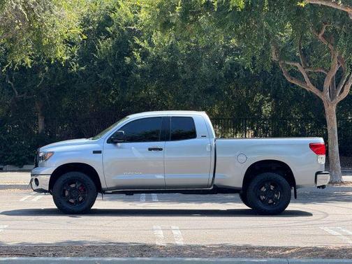 2011 Toyota Tundra Grade